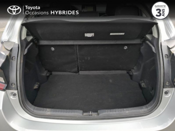 Photo 10 du bon plan TOYOTA Yaris 116h Dynamic Business 5p + Programme Beyond Zero Academy MY22 occasion à 19990 €