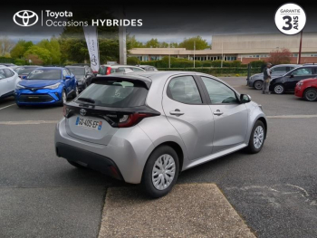 Photo 18 du bon plan TOYOTA Yaris 116h Dynamic Business 5p + Programme Beyond Zero Academy MY22 occasion à 19990 €