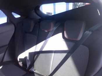 Photo 18 du bon plan FORD Puma 1.0 Flexifuel 125ch S&S mHEV ST-Line occasion à 19900 €