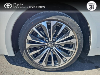 Photo 16 du bon plan TOYOTA Corolla Touring Spt 2.0 196ch Design MY24 occasion à 31490 €