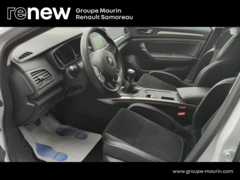 Photo 17 du bon plan RENAULT Megane 1.3 TCe 160ch FAP Intens occasion à 15900 €