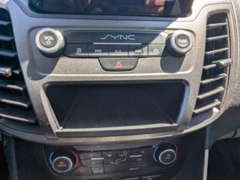 Photo 18 du bon plan FORD Transit Connect VUL L1 1.0E 100ch E85 Active occasion à 26940 €