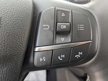 Photo 11 du bon plan FORD Kuga 2.5 Duratec 225ch PHEV Vignale BVA occasion à 28490 €