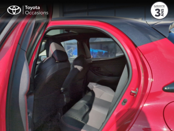 Photo 12 du bon plan TOYOTA Yaris 116h Première 5p occasion à 19990 €