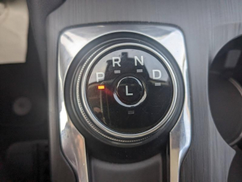 Photo 15 du bon plan FORD Kuga 2.5 Duratec 183ch Hybrid Titanium Powershift i-AWD occasion à 38990 €