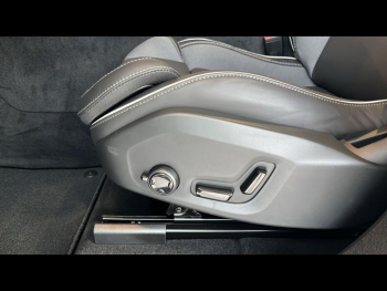 Photo 11 du bon plan VOLVO XC60 T8 AWD 310 + 145ch Polestar Engineered Geartronic occasion à 74900 €