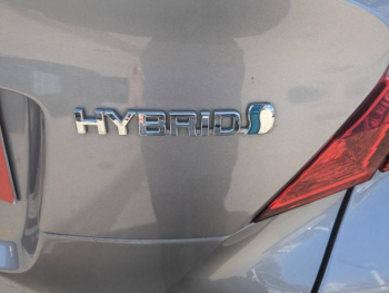 Photo 19 du bon plan TOYOTA C-HR 122h Graphic 2WD E-CVT occasion à 17900 €