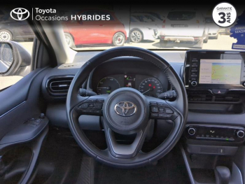 Photo 9 du bon plan TOYOTA Yaris 116h Dynamic Business 5p + Programme Beyond Zero Academy MY22 occasion à 19990 €