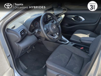 Photo 11 du bon plan TOYOTA Yaris 116h Dynamic Business 5p + Programme Beyond Zero Academy MY22 occasion à 19990 €
