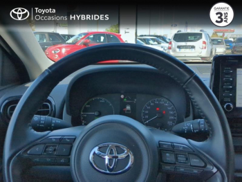 Photo 13 du bon plan TOYOTA Yaris 116h Dynamic Business 5p + Programme Beyond Zero Academy MY22 occasion à 19990 €