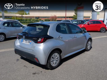 Photo 18 du bon plan TOYOTA Yaris 116h Dynamic Business 5p + Programme Beyond Zero Academy MY22 occasion à 19990 €