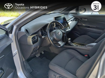 Photo 11 du bon plan TOYOTA C-HR 122h Edition 2WD E-CVT RC18 occasion à 18890 €