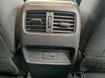 Photo 19 du bon plan NISSAN Qashqai 1.3 Mild Hybrid 140ch N-Connecta occasion à 23900 €