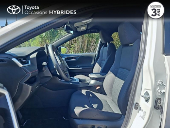 Photo 11 du bon plan TOYOTA RAV4 2.5 Hybride Rechargeable 306ch Design AWD-i MY24 occasion à 42990 €
