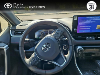 Photo 13 du bon plan TOYOTA RAV4 2.5 Hybride Rechargeable 306ch Design AWD-i MY24 occasion à 42990 €