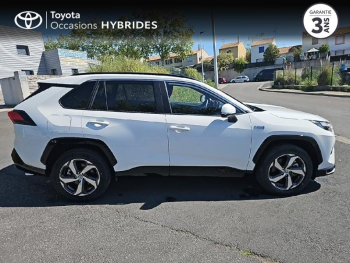 Photo 17 du bon plan TOYOTA RAV4 2.5 Hybride Rechargeable 306ch Design AWD-i MY24 occasion à 42990 €
