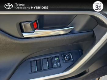 Photo 21 du bon plan TOYOTA RAV4 2.5 Hybride Rechargeable 306ch Design AWD-i MY24 occasion à 42990 €