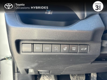Photo 21 du bon plan TOYOTA RAV4 2.5 Hybride 218ch Lounge 2WD MY24 occasion à 41990 €