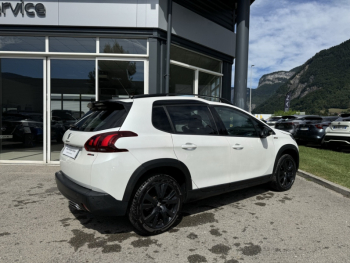Photo 3 du bon plan PEUGEOT 2008 1.2  110ch  GT Line occasion à 12990 €