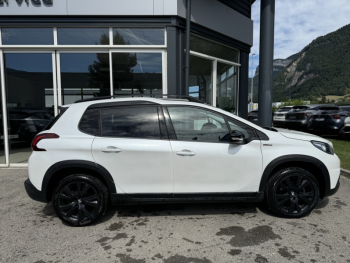 Photo 14 du bon plan PEUGEOT 2008 1.2  110ch  GT Line occasion à 12990 €