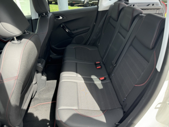 Photo 17 du bon plan PEUGEOT 2008 1.2  110ch  GT Line occasion à 12990 €