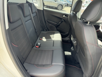 Photo 19 du bon plan PEUGEOT 2008 1.2  110ch  GT Line occasion à 12990 €