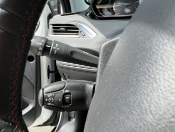 Photo 26 du bon plan PEUGEOT 2008 1.2  110ch  GT Line occasion à 12990 €