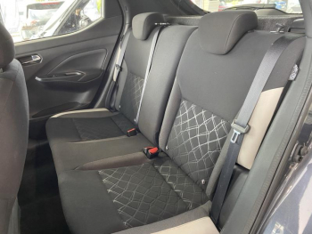 Photo 12 du bon plan NISSAN Micra 1.0 IG-T 92ch Made in France occasion à 13890 €