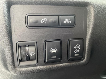 Photo 13 du bon plan NISSAN Micra 1.0 IG-T 92ch Made in France occasion à 13890 €