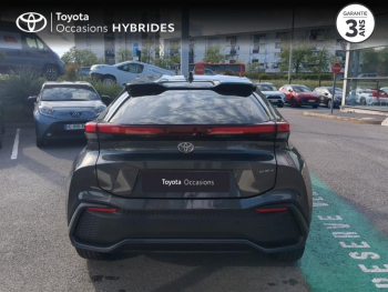 Photo 4 du bon plan TOYOTA C-HR 1.8 140ch Design occasion à 32990 €