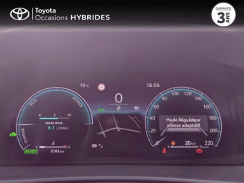 Photo 14 du bon plan TOYOTA C-HR 1.8 140ch Design occasion à 32990 €