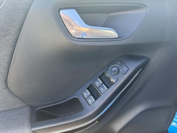 Photo 19 du bon plan FORD Puma 1.0 Flexifuel 125ch S&S mHEV Titanium Business occasion à 21990 €