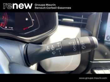 Photo 32 du bon plan RENAULT Clio 1.3 TCe 140ch Techno occasion à 17990 €