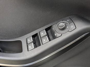Photo 8 du bon plan FORD Puma 1.0 EcoBoost 125ch S&S mHEV Titanium Powershift occasion à 20990 €