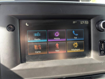 Photo 16 du bon plan RENAULT Master Fg VUL F3500 L2H3 2.3 dCi 135ch Grand Confort E6 occasion à 21990 €