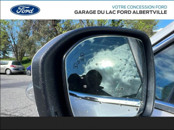 Photo 17 du bon plan FORD Mondeo 2.0 TDCi 150ch Titanium i-AWD 5p occasion à 16990 €