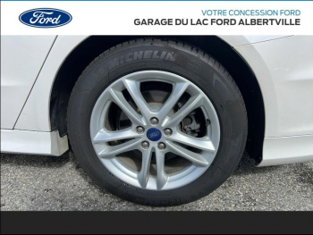 Photo 19 du bon plan FORD Mondeo 2.0 TDCi 150ch Titanium i-AWD 5p occasion à 16990 €