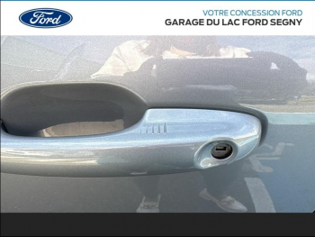 Photo 17 du bon plan FORD Kuga 2.5 Duratec 180ch Hybrid FlexiFuel Titanium Powershift occasion à 29990 €