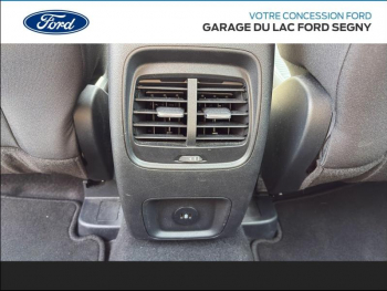 Photo 18 du bon plan FORD Kuga 2.5 Duratec 180ch Hybrid FlexiFuel Titanium Powershift occasion à 29990 €