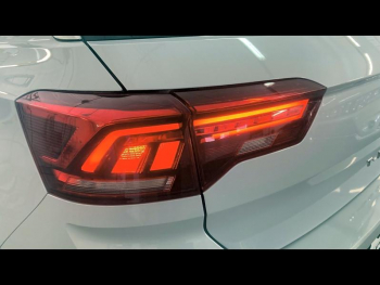 Photo 6 du bon plan VOLKSWAGEN T-Roc 1.5 TSI EVO 150ch Carat Euro6d-T occasion à 22490 €