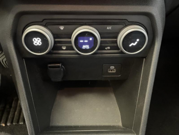 Photo 19 du bon plan DACIA Sandero 1.0 TCe 90ch Stepway Expression occasion à 16490 €
