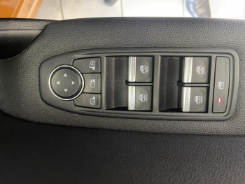 Photo 8 du bon plan RENAULT Captur 1.3 TCe 130ch FAP Intens - 20 occasion à 18490 €