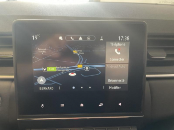 Photo 21 du bon plan RENAULT Captur 1.6 E-Tech hybride 145ch Evolution occasion à 23990 €