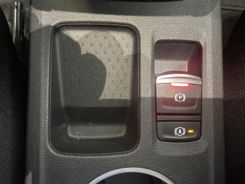 Photo 10 du bon plan RENAULT Captur 1.6 E-Tech hybride 145ch Intens -21 occasion à 19990 €