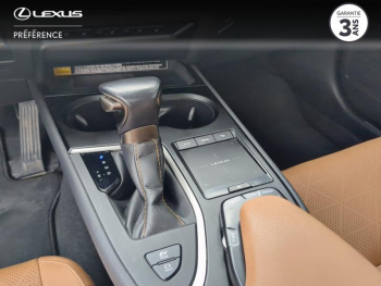 Photo 17 du bon plan LEXUS UX 250h 2WD Executive MY20 occasion à 24980 €