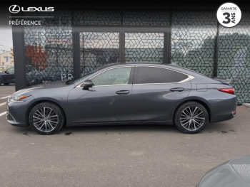 Photo 3 du bon plan LEXUS ES 300h Luxe MY23 occasion à 39990 €
