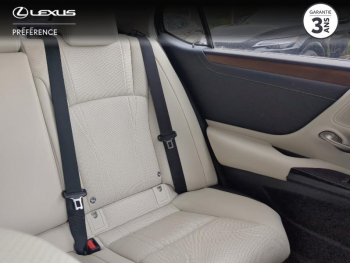 Photo 7 du bon plan LEXUS ES 300h Luxe MY23 occasion à 39990 €