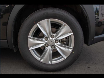 Photo 22 du bon plan LEXUS UX 250h Pack 2WD occasion à 26690 €