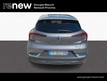 Photo 6 du bon plan RENAULT Captur 1.6 E-Tech Plug-in 160ch Initiale Paris occasion à 18900 €