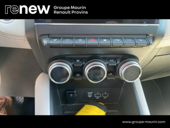 Photo 15 du bon plan RENAULT Captur 1.6 E-Tech Plug-in 160ch Initiale Paris occasion à 18900 €